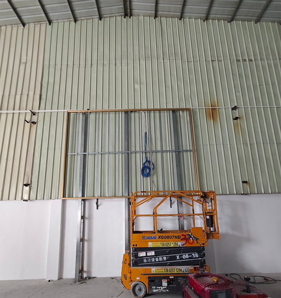 室內(nèi)工控 LED 顯示屏安裝 室內(nèi)工控 LED 顯示屏安裝