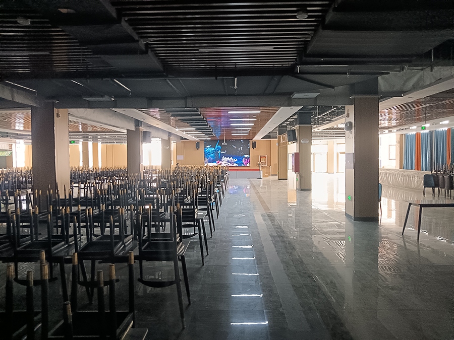 報(bào)告廳室內(nèi)顯示屏